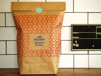 gut1l.jpg 386×290 pixels #packaging #pattern