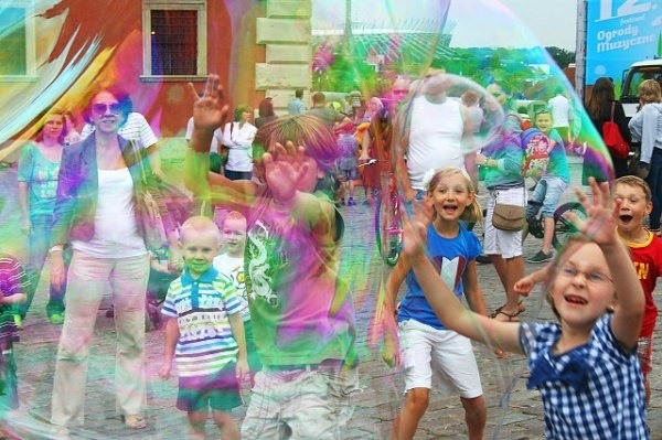 Photography - Jacint Cabau Works #bubble #warsaw #soap