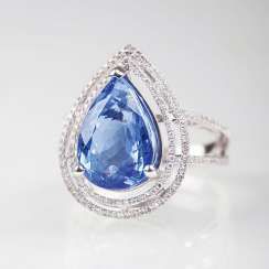 ''Moderner Tansanit-Brillant-Ring''