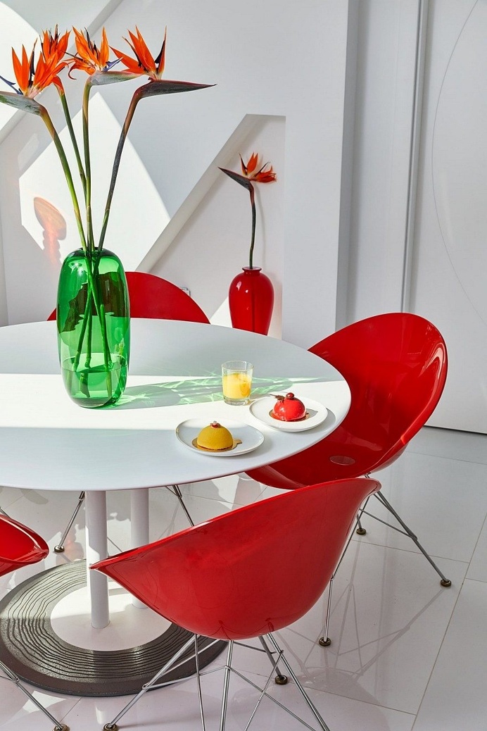 Colorful Apartment in the Heart of Budapest by Margeza Studio 4