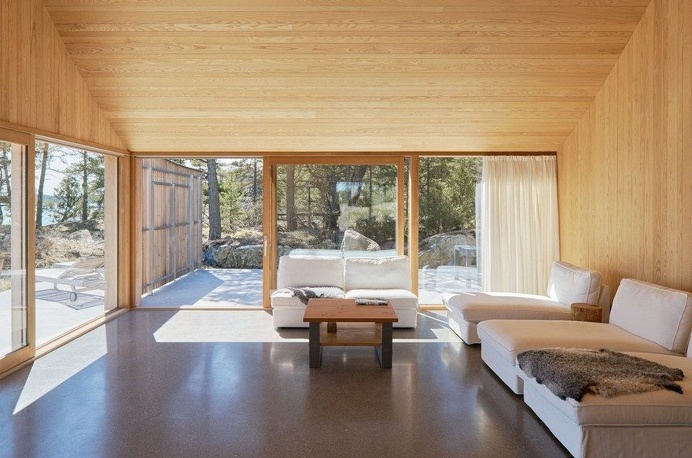 This Scandinavian Wooden House Has a Tent-Like Roof Over a Generous Interior Space 6