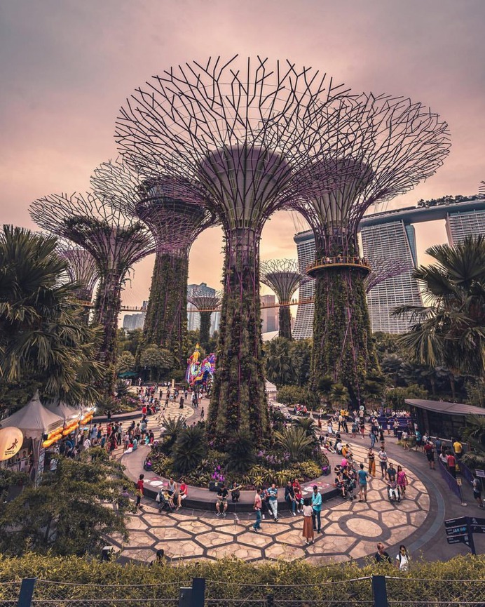 Striking Cityscapes and Architecture Photography by Dimitri Luft