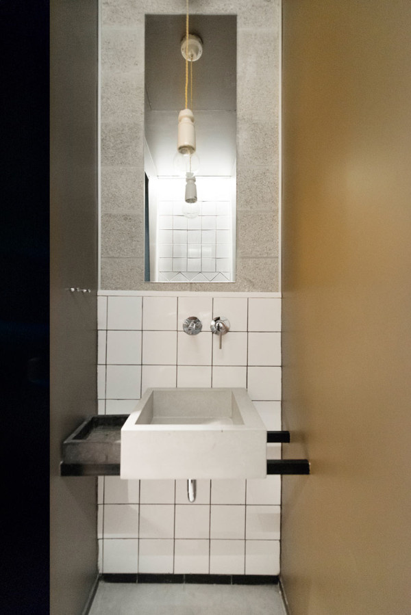 A BAUHAUS APARTMENT IN TEL AVIV GETS RENOVATED