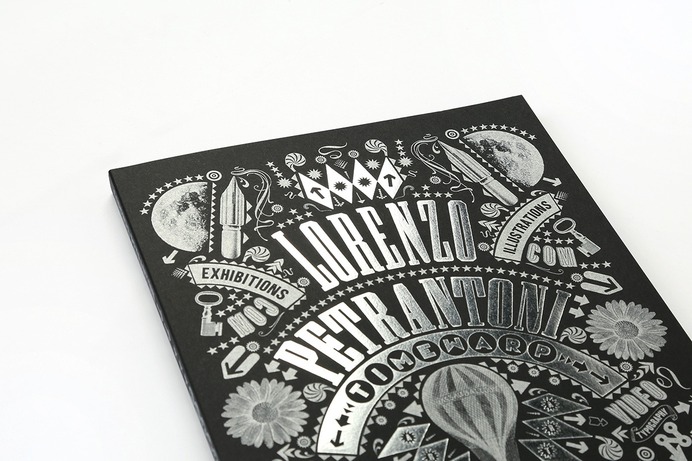 Lorenzo Petrantoni, graphic artist, illustrator, designer, and artist from Milan, Italy, known for his reinterpretations of historical figures from the 19th and 20th century, presents his particular personal aesthetic in Timewarp. His works are created by using 19th-century engravings from old books he finds in bookshops, libraries, markets and fairs around the world. Using hand-made collages, Petrantoni combines and assembles these engravings to create unique and striking images.

His compositions have become iconic, used by renowned brands like Coca Cola, Nespresso, New York Times, Newsweek, Samsonite, Vogue, Vanity Fair, and many more, as well as museums, publishers, and galleries worldwide. Thanks to his extraordinary creativity and technical mastery, Petrantoni gives vintage images new life and meaning, transforming them into works of contemporary art.

Timewarp presents these works from recent years and is a fascinating journey through time, where the past merges with the present through the creative genius of Lorenzo Petrantoni.

Publisher: Slanted Publishers
Design & Concept: Lorenzo Petrantoni
Translation: Jennifer Coe
Release: September 2024
Format: 21.6 × 29.3 cm
Volume: 192 pages
Language: English 
Printing: full-color offset printing with silver spot color, Stober Medien, Germany
Workmanship: 6-page cover, no binding, black rubber band, silver hot-foil embossing
ISBN: 978-3-948440-74-9
Price: €35.– (DE)

Buy: slanted.de/product/timewarp