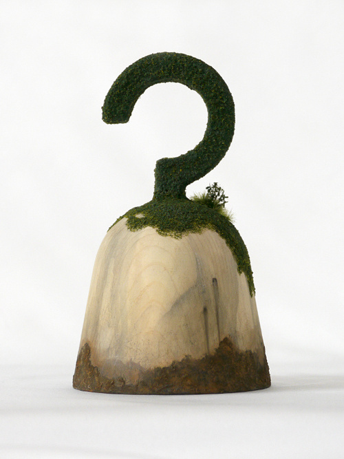 maicoakiba web : 秋葉舞子 portfolio Solid 100 YEARS LATER #sculpture #aged #rust #vintage #moss