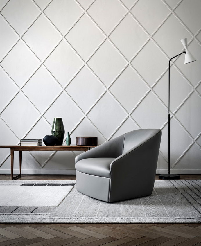 Daybed and Lounge Armchairs at Frag Collection 2017 - InteriorZine