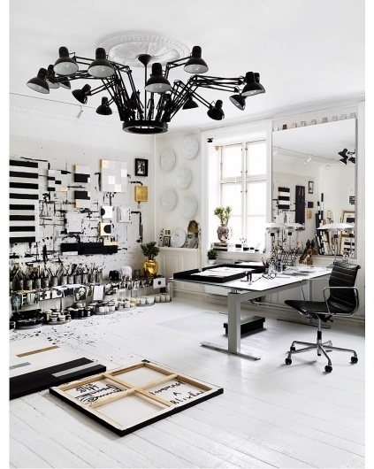 7111810061_aaeb017797_o.jpg (800×1001) #interior #office #studio #workspace
