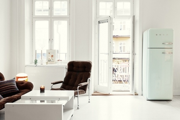 Graphic-ExchanGE - a selection of graphic projects #interior #white #mint #fridge #green