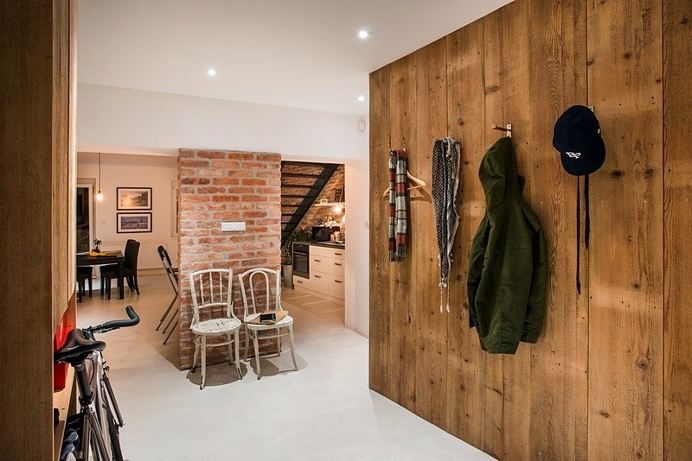 3 Stories Apartment, Budapest / Gaspar Bonta