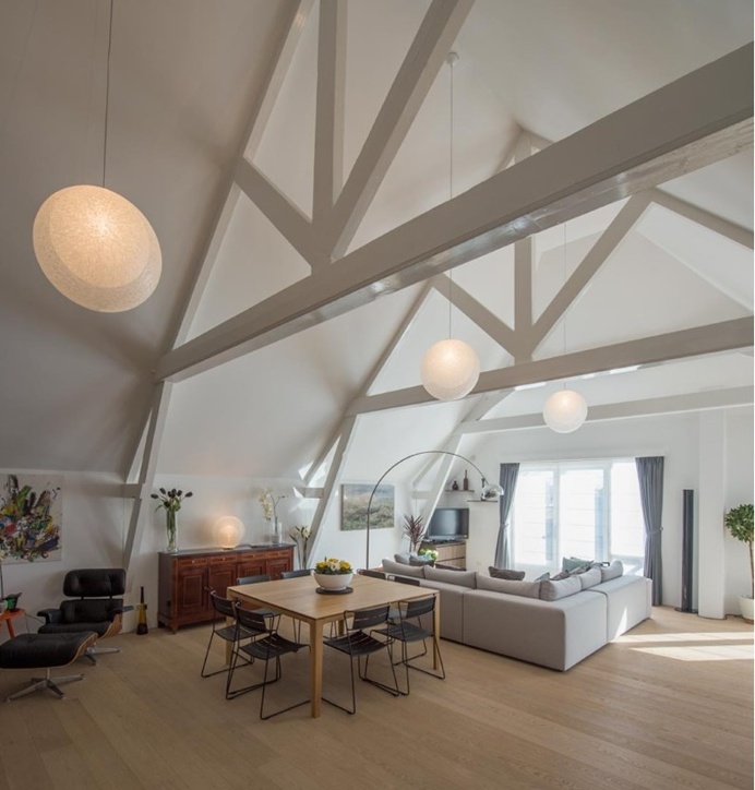 Casa F: transforming a museum into a house