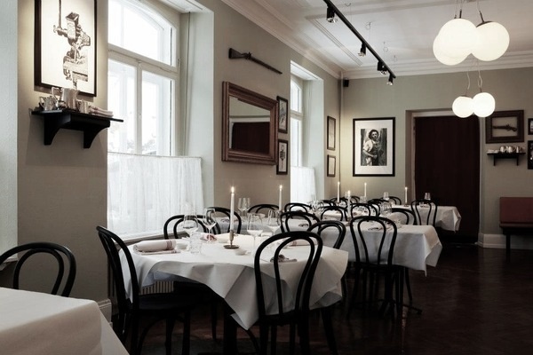 Lotta Agaton: Ski Lodge #interior #chairs #ski #lodge #design #decor #deco #thonet #decoration