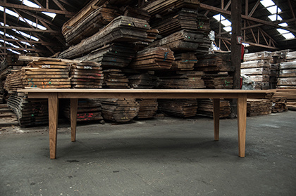 table Ni.Na - thankstothetree
