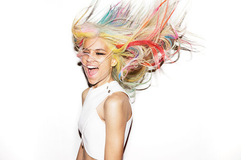 140109-COSMO-Q7V1283-15m-CMYK-xl.jpg