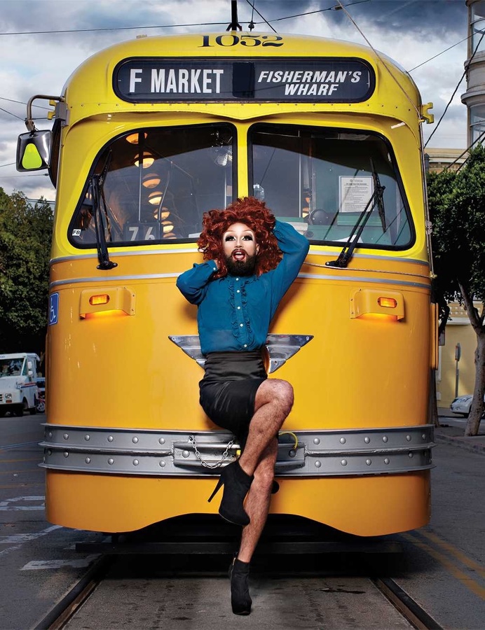 Glamour Photography: Drag Queens Around the World by Magnus Hastings