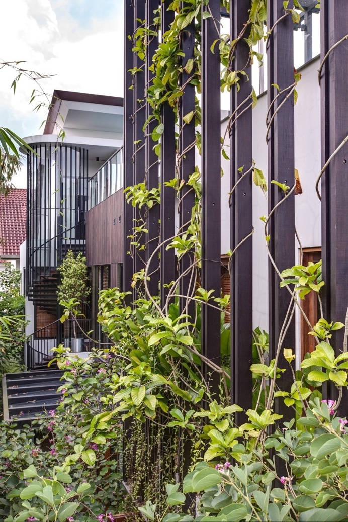 Tan's Garden Villa with luxuriant gardens, rooftop pool and koi pond