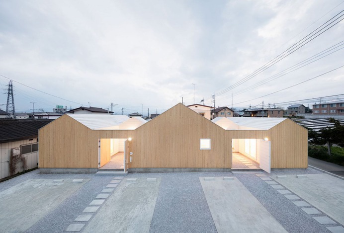 Terraced Houses in Numata is a minimalist home located in Gunma, Japan, designed by Toru kashihara Architects