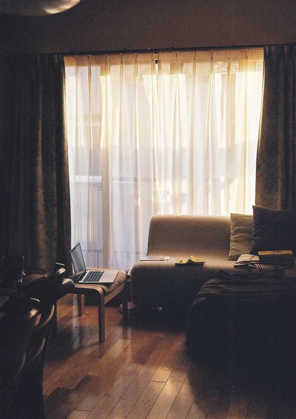 (by miyuklm) #sun #sofa #shade #couch #lazy #yellow #living #curtain #afternoon #brown #window #room
