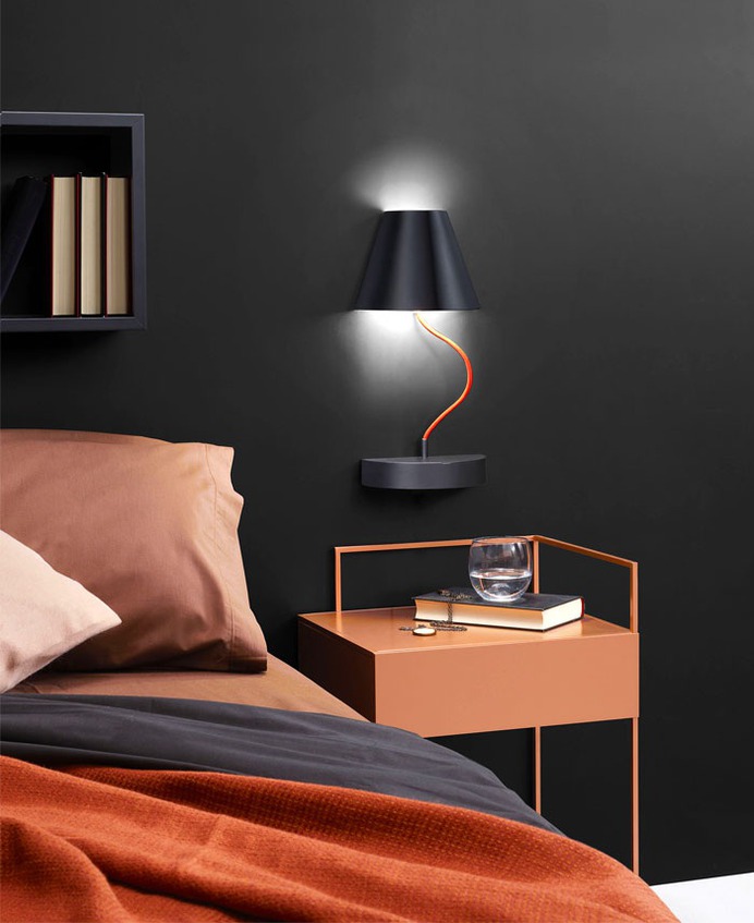 Lapilla Lamp by Debonademeo - InteriorZine #lamp #design #lighting #productdesign