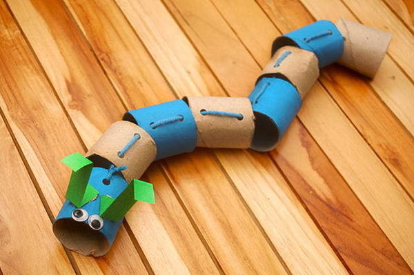 60 Homemade Animal Themed Toilet Paper Roll Crafts #diy #toilet #crafts