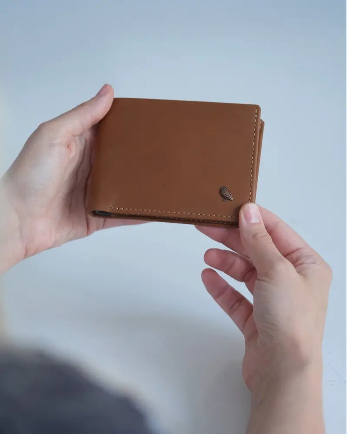 Bellroy Wallet Review - A minimal design packed with features