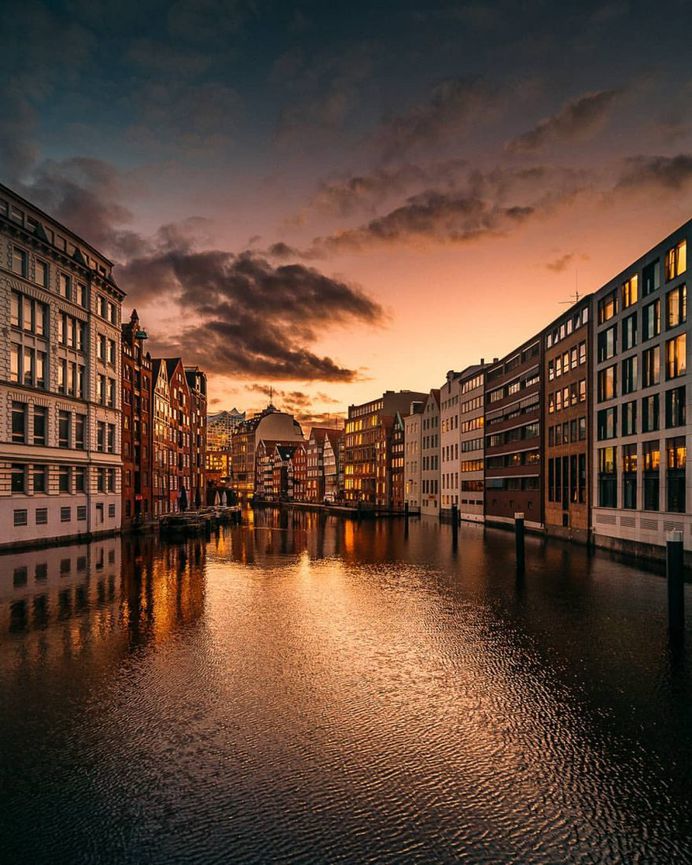 Breathtaking Street Photos of Hamburg by Boris and Sandro Erceg