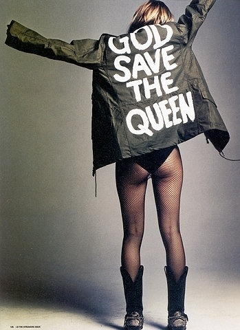 FFFFOUND! | foto_decadent: Editorial: I Did It My WayMagazine: i-DM #save #the #photography #god #queen #editorial #moss #kate