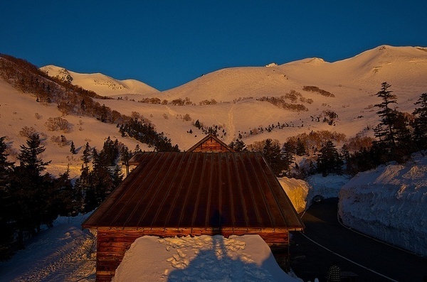 Mountain Photography by Yoshia Yone #mountain #photography #inspiration