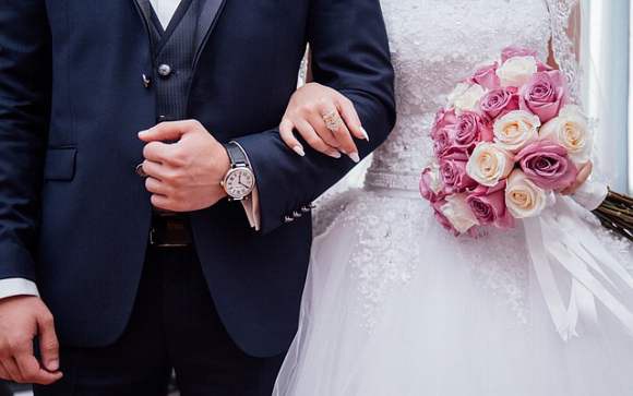 Get the best of maid of honor speech quotes and maid of honor sayings. Such that will leave the bride teary, more in love with you and the audience emotional!