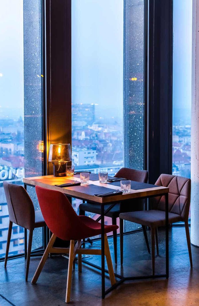MUS Restaurant & Bar by Easst Architects