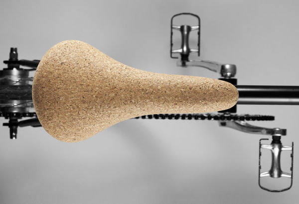 Cykelsadel i kork | Tjock / Garaget #cork #bike #saddle