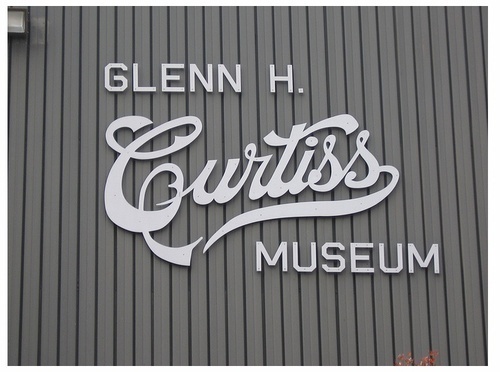 Typeverything.com, Alan Mays #signage