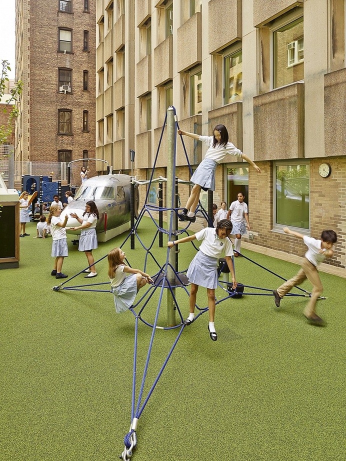 1960s Brutalist Building in Manhattan Transformed into a Vibrant Learning Environment 16