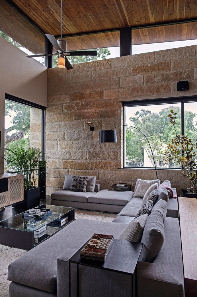 Lake View Residence with Tropical Retreat Details 4
