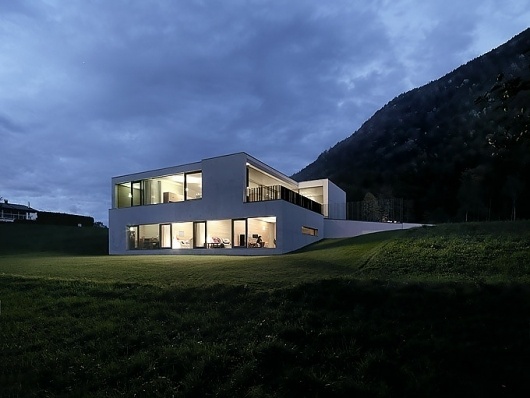 Architecture Photography: Germann House / marte.marte Architekten - Germann House - marte.marte Architekten (52401) – ArchDaily #marte #house #germann #architecture #minimal #architecten