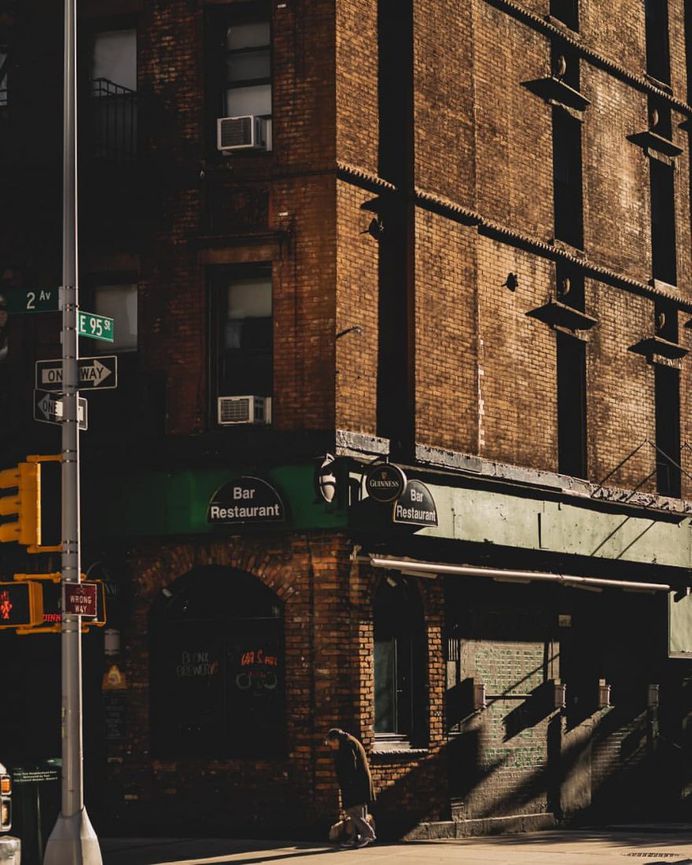 Incredible Street Photos of New York by Arles Villatoro