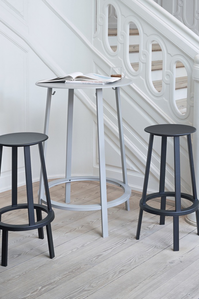 Revolver Stool by Leon Ransmeier