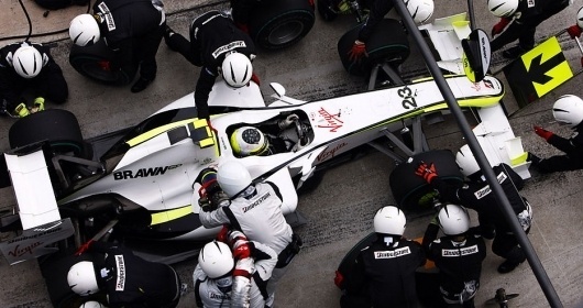 Greenspace E email@thegreenspace.com T +44(0)20 7739 0444 #branding #formula #brawn #identity #1