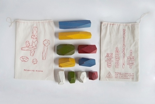 Fort Standard #design #vintage #balancing #blocks #bag #toy