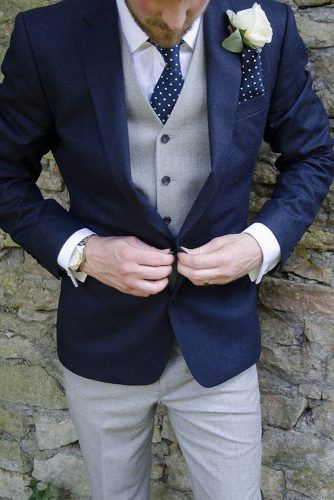 We offer you a selection of interesting ideas of men's wedding suits.