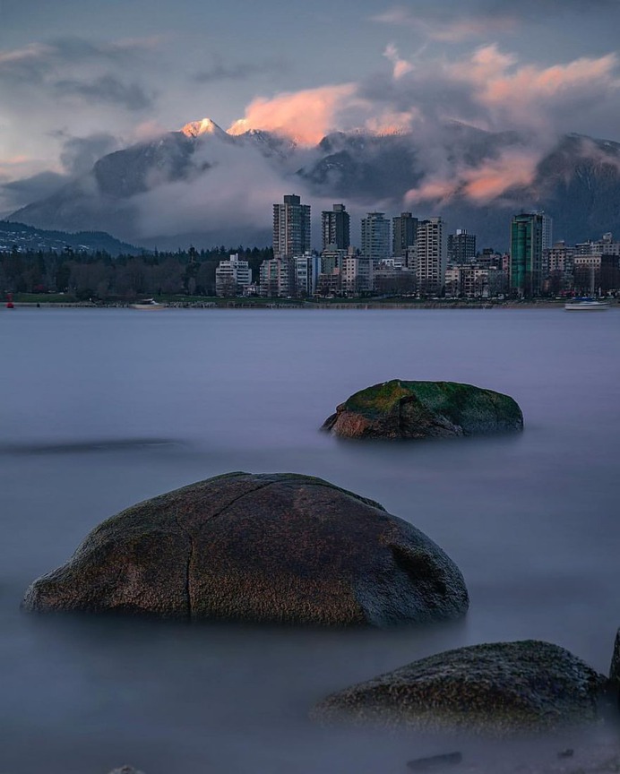 Moody and Cinematic Urban Landscapes in Vancouver by Erik Andersen