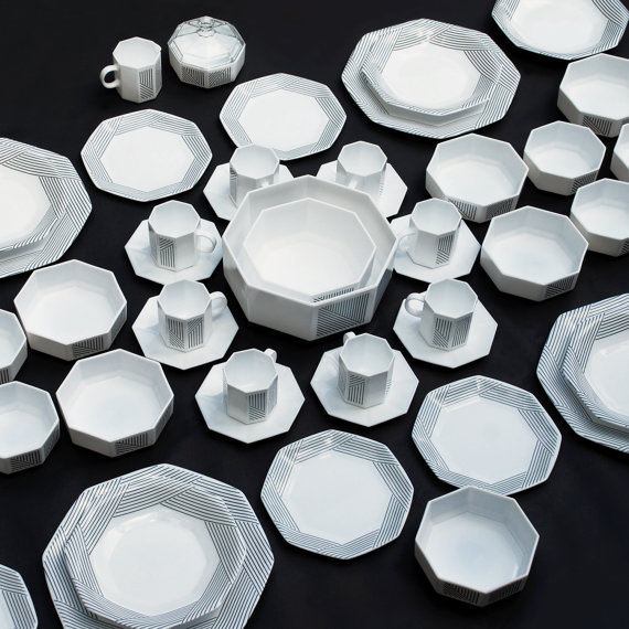 Arcopal white octogonal tableware