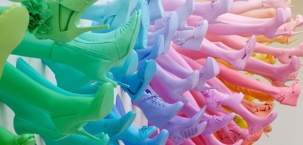 IdeaFixa » Um arco íris de pernas #identity