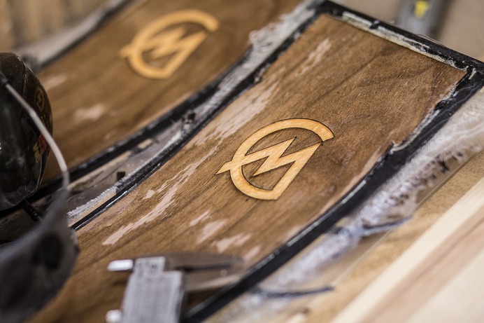 Monck Custom Skis - Mindsparkle Mag Mamastudio Design Agency designed the branding for Monck Custom Skis. Its brand identity and the product itself is based on simplicity, honesty and functionality. #logo #packaging #identity #branding #design #color #photography #graphic #design #gallery #blog #project #mindsparkle #mag #beautiful #portfolio #designer