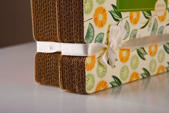 Aromax Essential Oil Gift Pack on Packaging of the World - Creative Package Design Gallery #packaging #branding #beauty