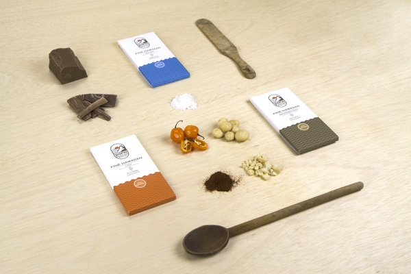 Pono Chocolate #branding #packaging #chocolate #identity #logo #layout #package