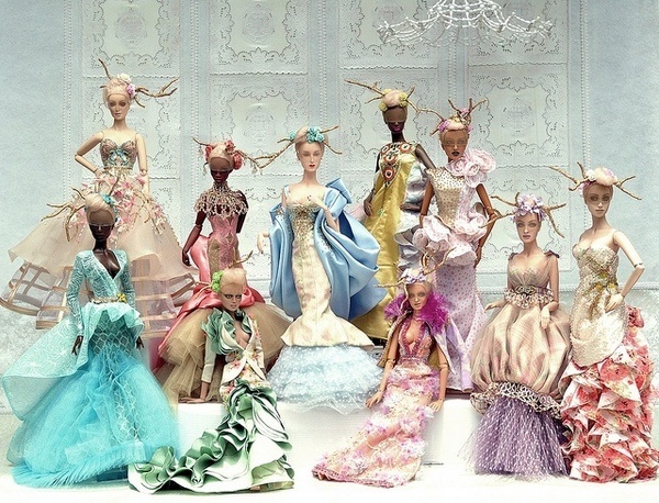 Photography Blog: Dolls Photography by Cholo Ayuyao #inspiration #still #photography #life