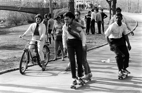 billeppridgeskateboardinginnyc_07.jpeg #b&w #oldschool #skateboard #1960s #york #nyc #new
