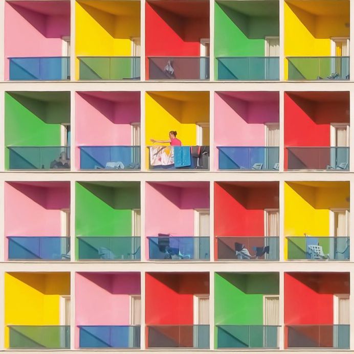 Yener Torun Captures Minimal and Vibrantly Coloured Walls and Buildings
