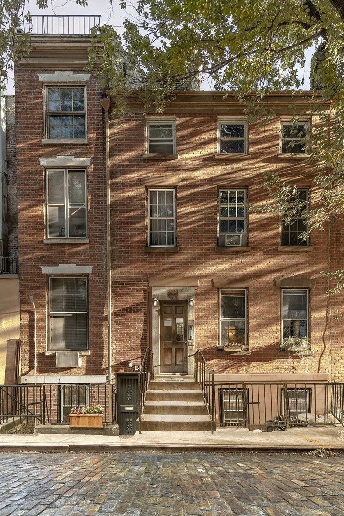 The Secret Lives of New York City Buildings by Marc Yankus