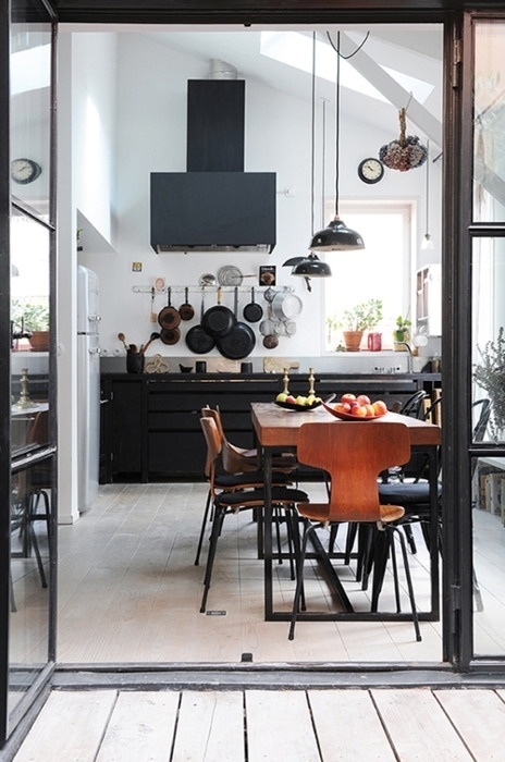 Convoy #interior #white #design #black #wood #kitchen